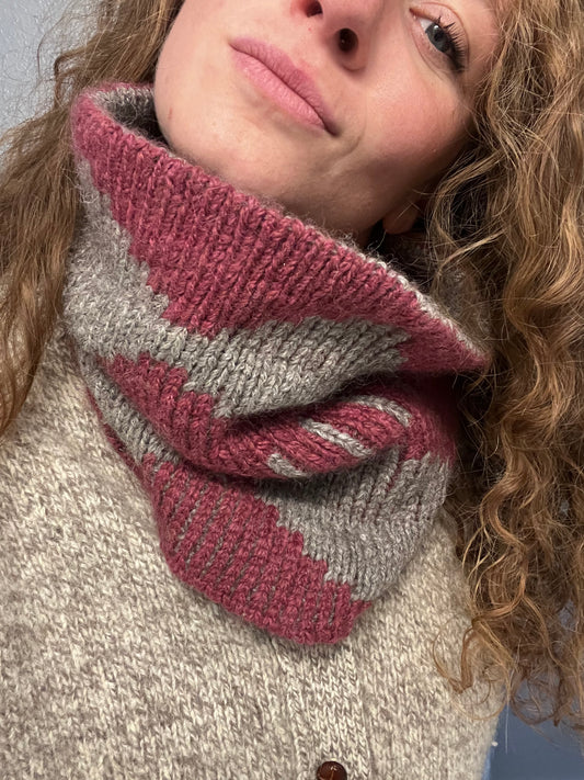 Queuna Tree Cowl